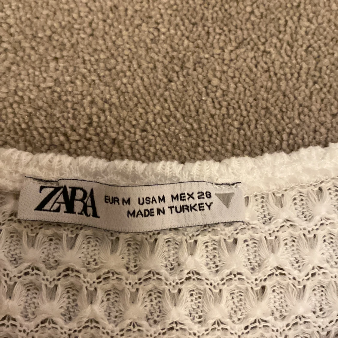 Zara tröja vit  - 90