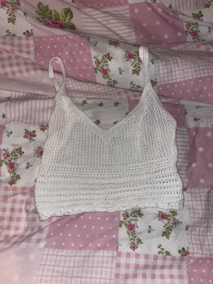 stickad topp  - en jätte fin stickad topp i st S