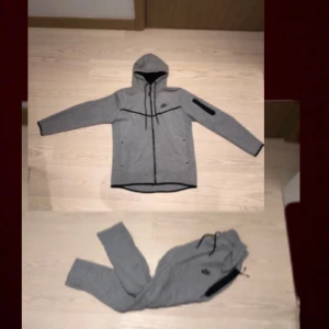Nike tech set  - Köpte den föra sommaren Har använt den fåtals gånger M/L passar M och L Inga skador eller fläckar Vid mer frågor skicka PM!