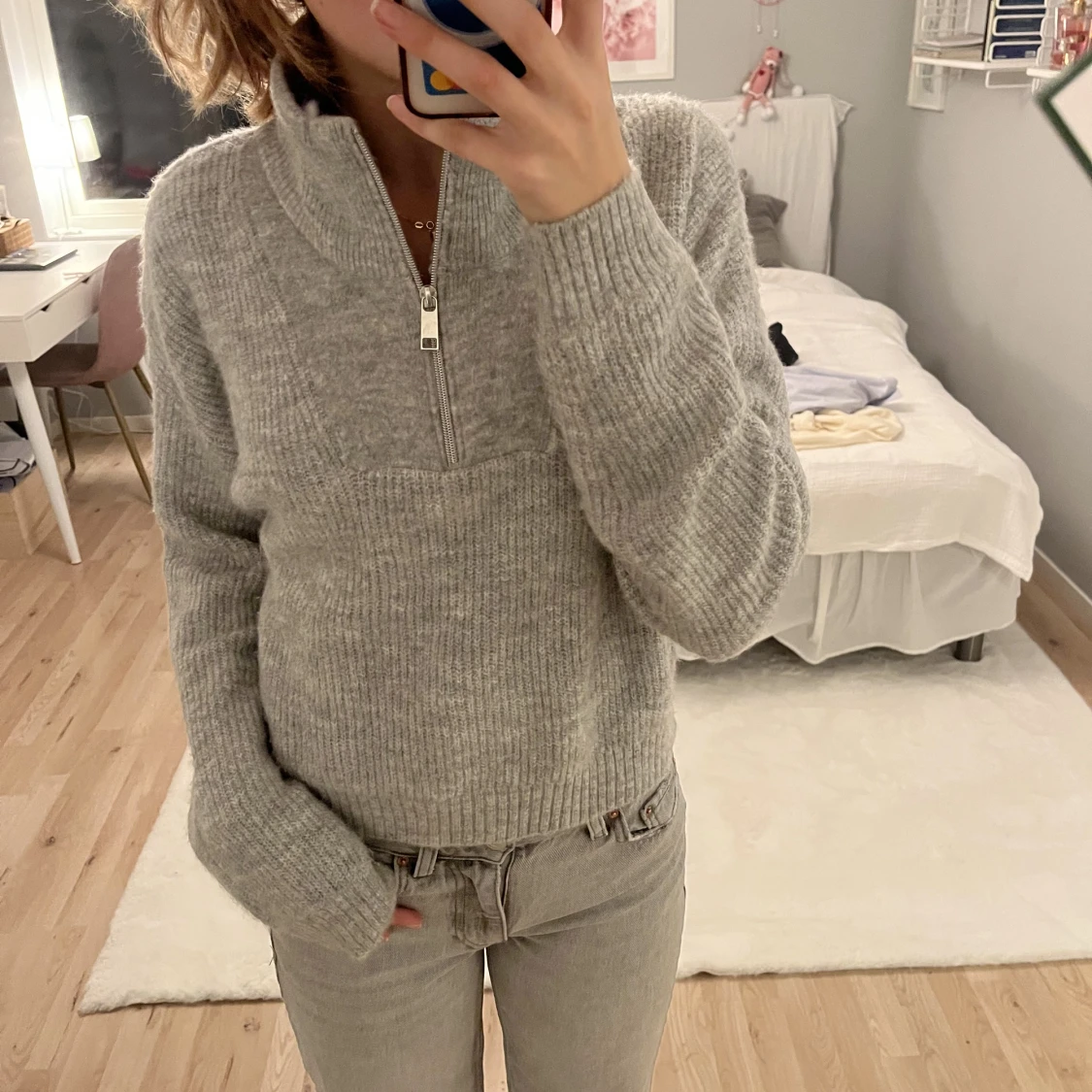 Stickad grå tröja - 90
