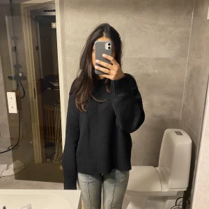 Stickad tröja - Så fin och mysig stickad tröja som är slut i alla storlekar på hemsidan ❤️inga noppror eller defekter!