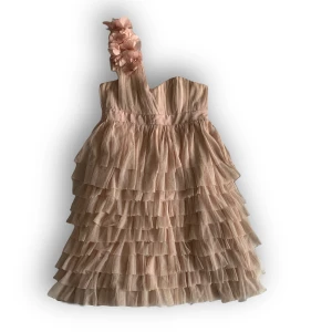 Tyllklänning - Super fin rosa tyllklänning perfekt till bröllop eller liknande   Rök och djurfritt hem 