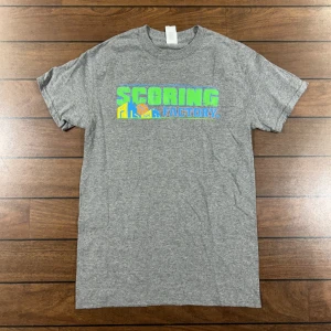 Scoring T-shirt  - Snygg vintage T-shirt i storlek S! Bara att skriva om du undrar över något🙏