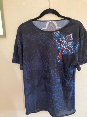 Y2K tröja - Mjukt tyg, medium i storlek och väldigt bekväm