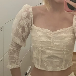 topp i spets - 💕💕