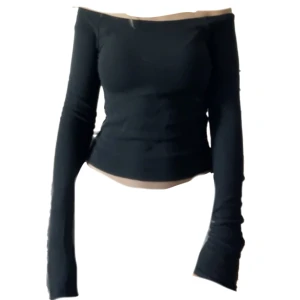 Off-shoulder topp - Off shoulder topp från Brandy Melville. använt skick typ lite nopprig