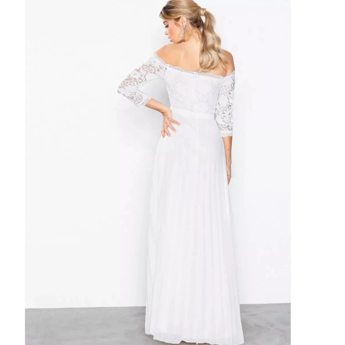 Off Shoulder Lace Gown - 90