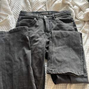 Grå jeans från Lindex? As sköna och stretchiga  