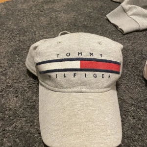 Keps  - Bra skick skriv om du intresserad. Köparen står för frakten