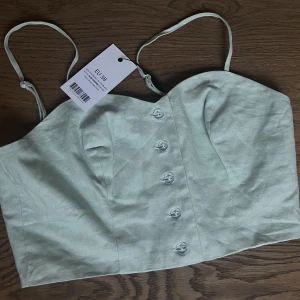 Nakd topp - Ny nakd topp, super fin mintgrön färg!
