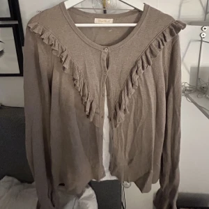 Kofta - supergullig kofta, strl Xl men är som en s/m