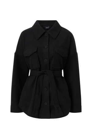 Kappa gina tricot - Säljer denna kappa från gina tricot eftersom den inte används mer. Har inga defekter och är i princip som ny 🤍