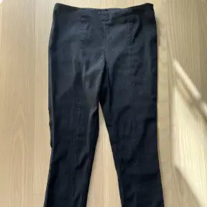 never worn, mint condition black trousers. 