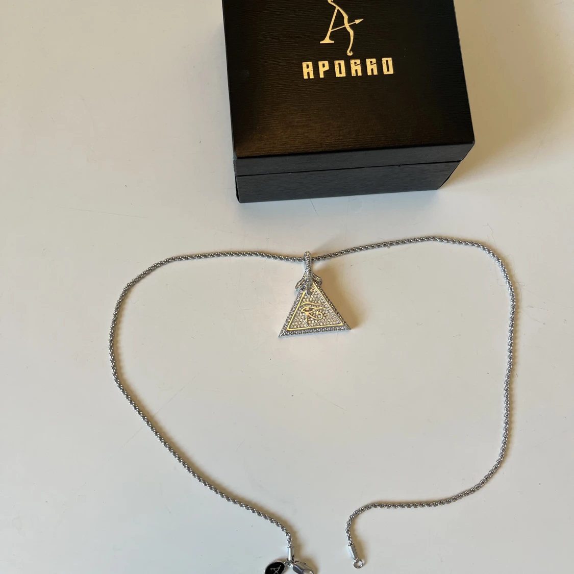 Eye of Horus micro pendant - 91