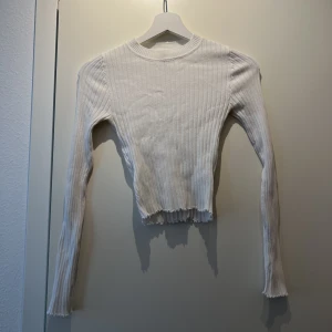 Topp - Vit topp i använt skick