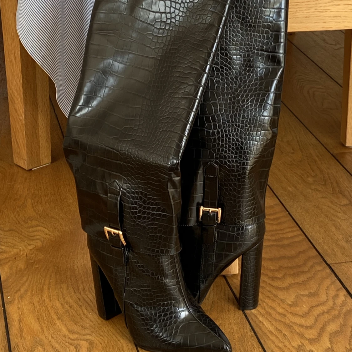 Stövlar med vikt kant