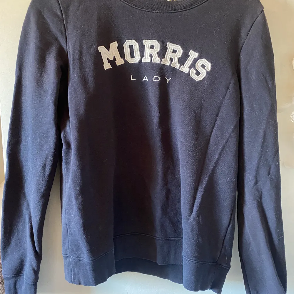 Hej nu säljer jag min Morris tröja som jag ej har använt på ett bra tag. Jag har ändrat min klädstil och det är därför jag ej vill ha den mer. Inga fläckar. . Tröjor & Koftor.