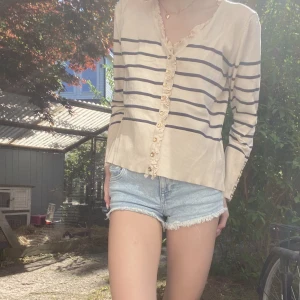 Gullig kofta! - Så fin kofta köpt secondhand. 💕