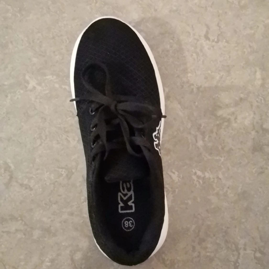 Bekväma svarta skor  - 90