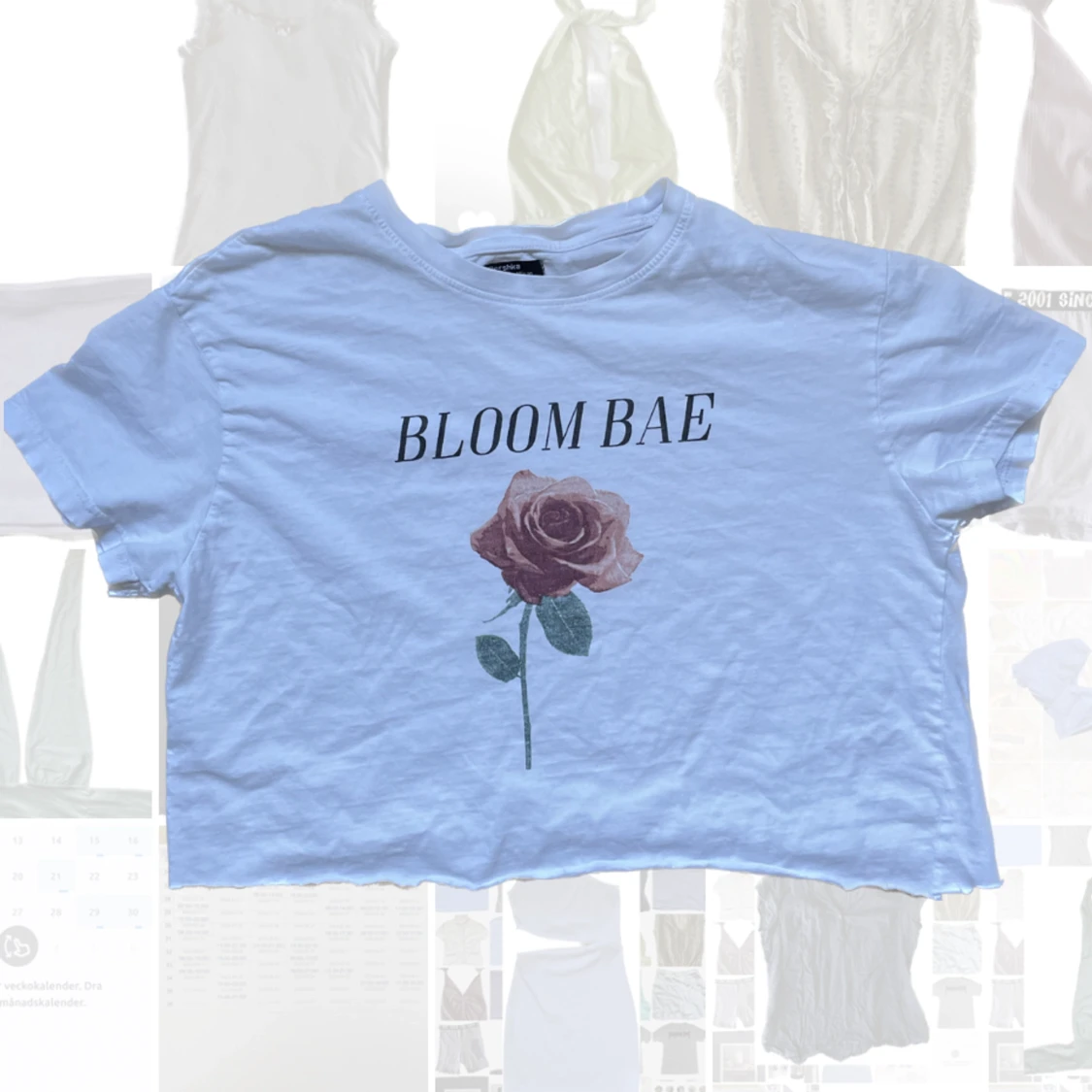 Vit avklippt t-shirt med blomma  - 90