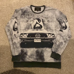 Philipp Plein tröja - I bra skick möts bara i täby