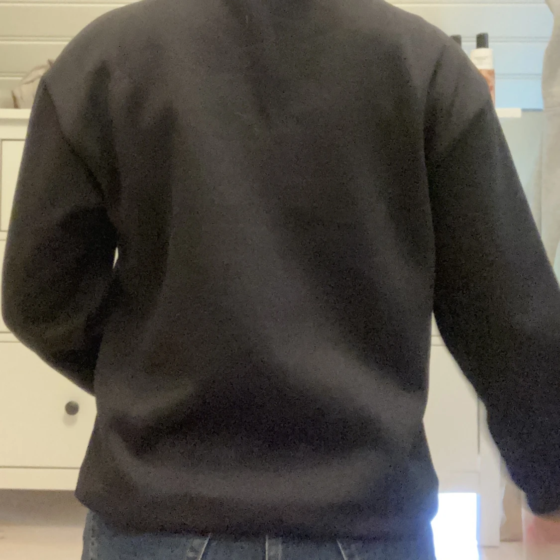 Svart sweatshirt med tryck - 90