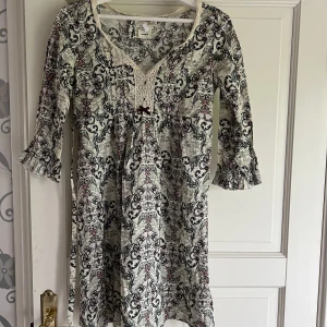 Odd Molly klänning  - Superfin klänning från odd molly i fint skick. Stl S