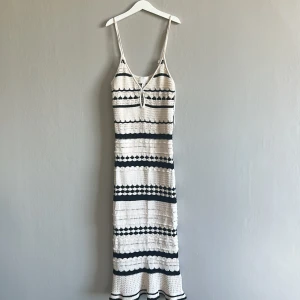 Hm klänning  - Säljer denna populära sommar klänning från H&M 