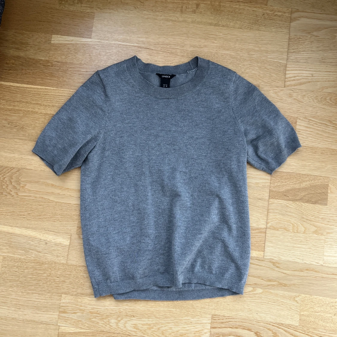 Stickad T-shirt  - 90