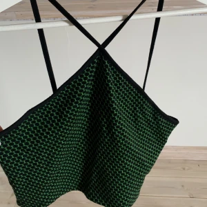 Zara topp - Kommer ej till användning, köpare står för frakt💚