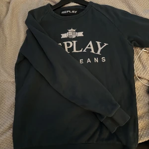Replay tröja - Replay tröja köpt på nk, använd ett få antal gånger och därav bra skick