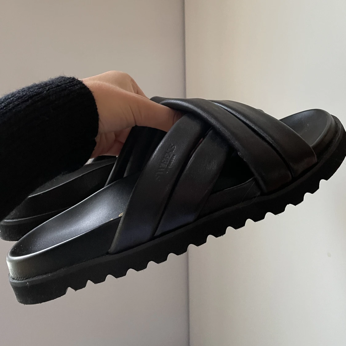 Sweeks tofflor 🖤 - 90