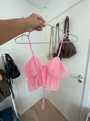 Topp - Söt topp ganska kort 