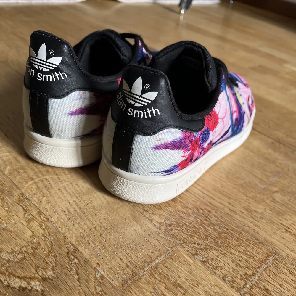 Stan Smith limited edition Aldrig använda . Skor.