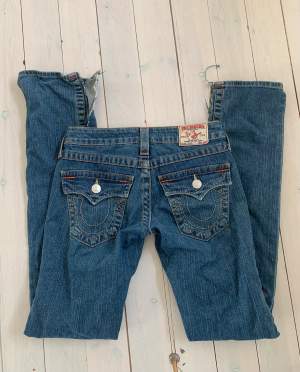 Low waisted straight leg true religion jeans💫xs