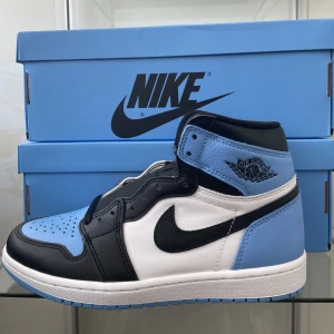 Jordan 1 unc toe  - Helt nya har 2 par 40 och 41
