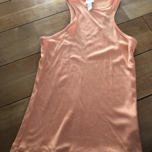 Orange linne - Oranget linne, köpt förra året, aldrig använd!🩷