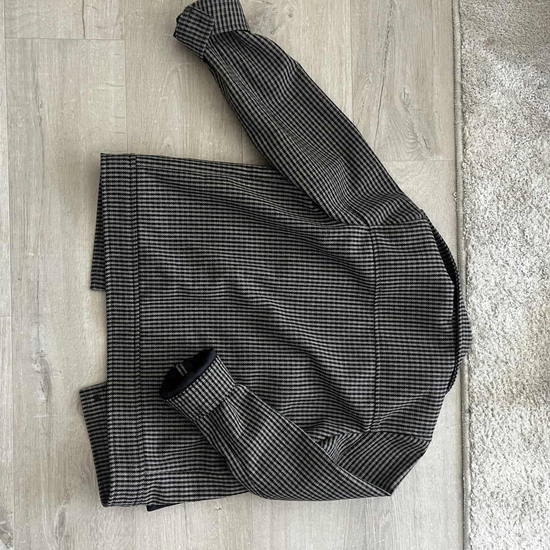 Rutmönstrad kavaj - 90