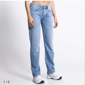 Lågmidjade jeans från lager 157  Använda men hyfsat bra skick  