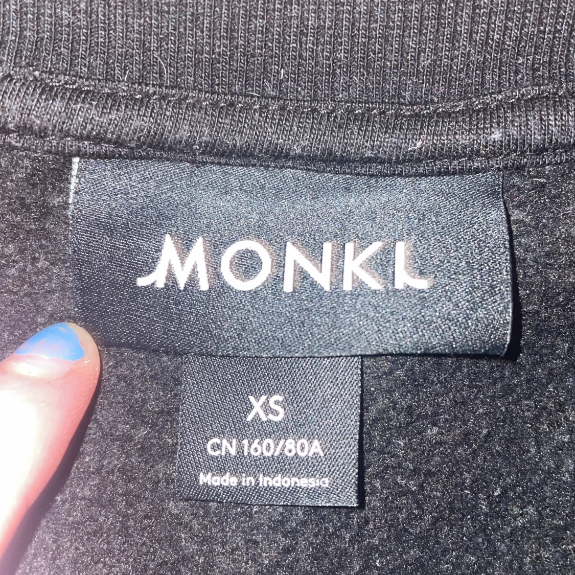 Oversized svart tröja  - 91