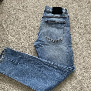 Neuw Jeans  - Jeans från Neuw - storlek: 29/32- väldigt fint skick - pris: 399 sek - nypris: 1399 sek