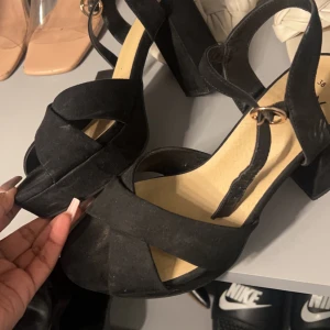 Mocka klackskor - Inte mycket använda