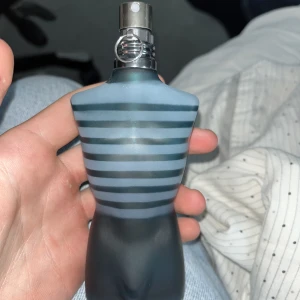 Jean Paul Gaultier Le Male EdT med ca 65 - Säljer denna vinterparfym Kan även bytas