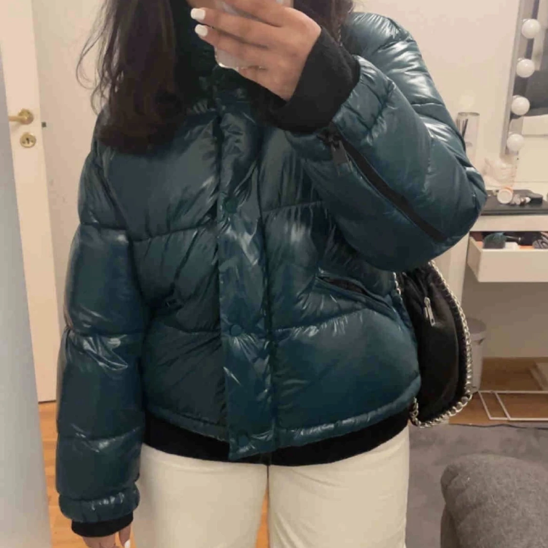 Grön glansig puffer jacka  - 91