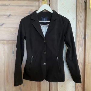 Kavaj - Tävlingskavaj