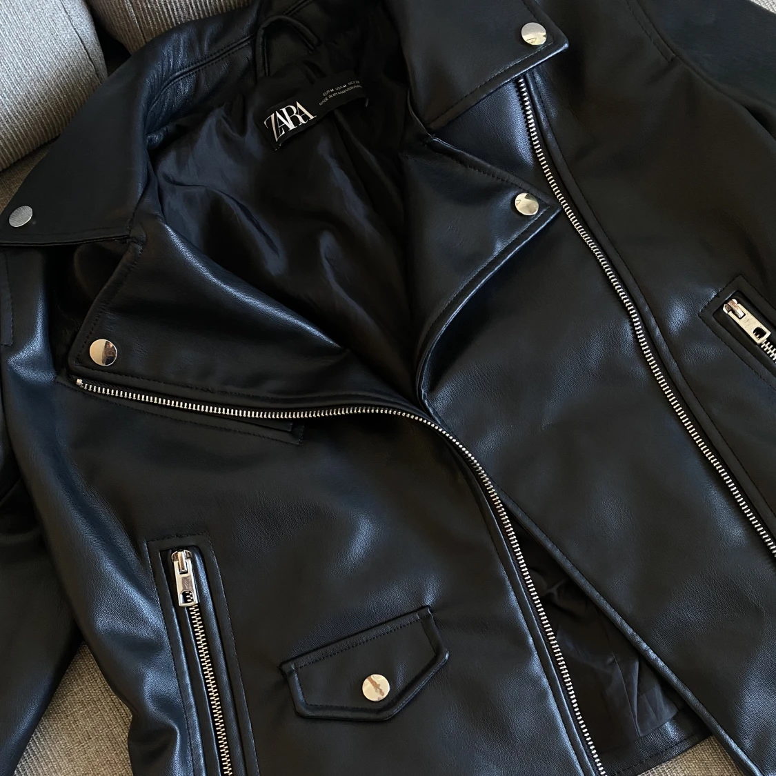 Zara Skinnjacka  - 91