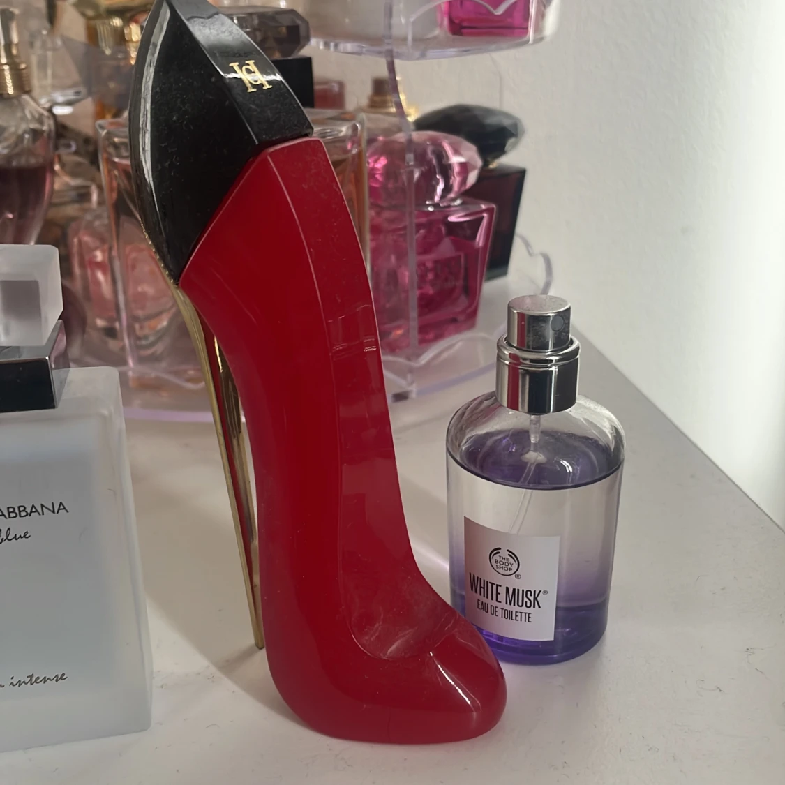 3 parfymer fulla säljs - 90