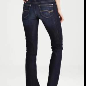 Säljer mina Mavi jeans i modellen bella,skriv för bilder eller frågor💗
