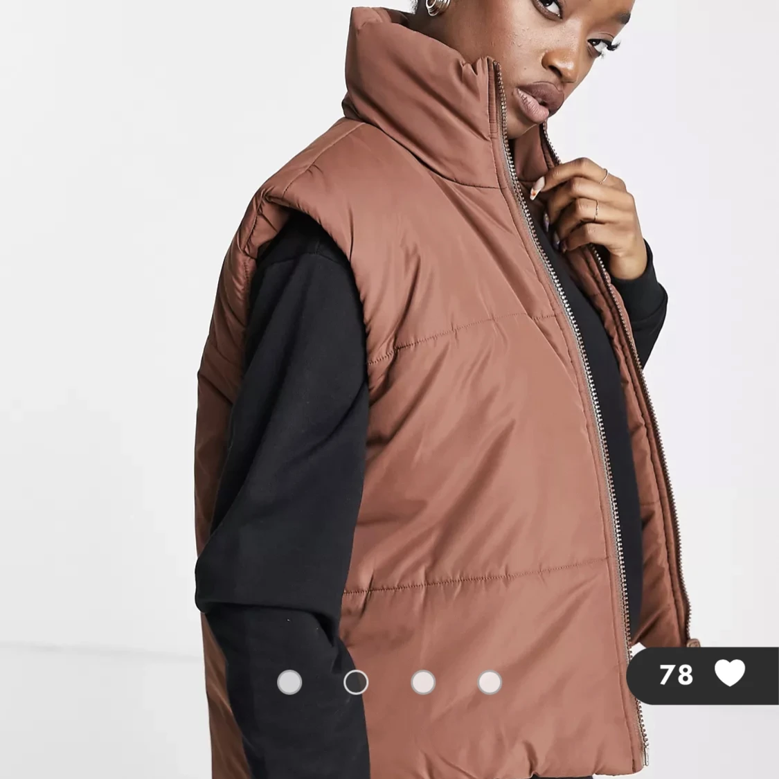 Oanvänd vadderad väst