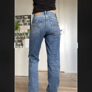 Nudie Jeans - Knappt använda Nudie Jeans . Säljs då de inte kommer till användning . Superbra skick. Kom gärna med prisförslag!